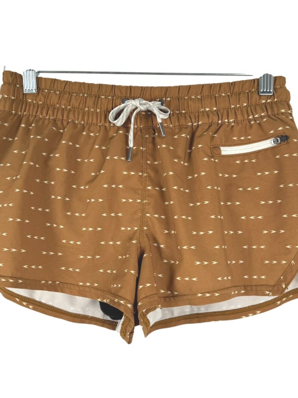 Vuori Clementine Shorts Womens Small Turmeric Arrows Print Running SS-2397